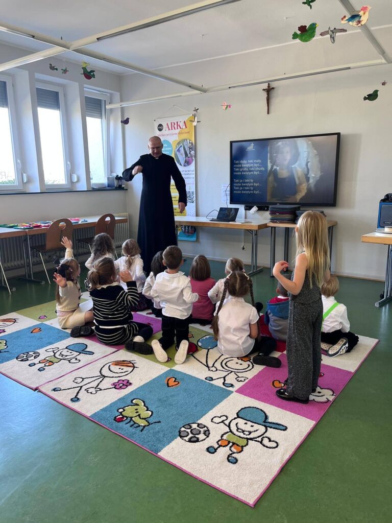 pierwszy dzień w zerówce Arki