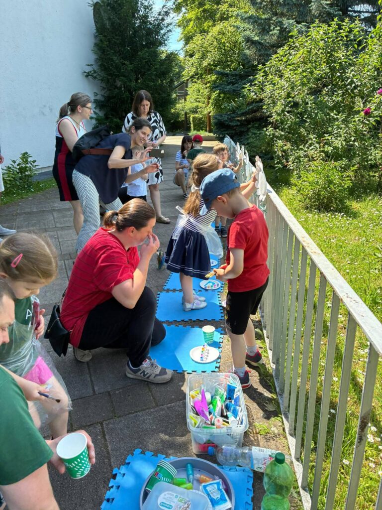 krasnale w swoim żywiole

